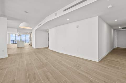 900 N Ocean Boulevard #406, Pompano Beach FL - photo 23 of 77