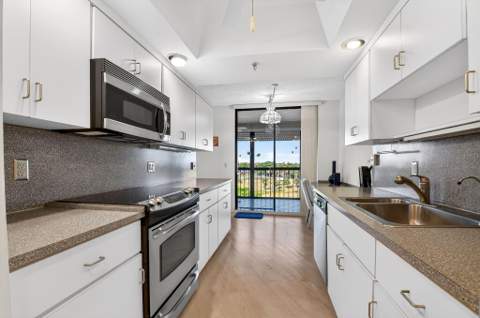5279 Fountains Drive #604, Lake Worth FL - photo 22 of 59