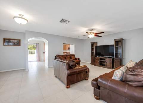 845 Imperial Lake Road, West Palm Beach FL - photo 10 of 42
