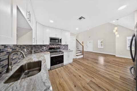 4581 SW Uleta Street, Port St. Lucie FL - photo 10 of 41