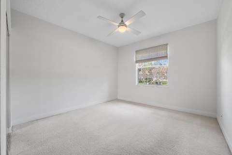 8110 Sandpiper Way, West Palm Beach FL - photo 21 of 68