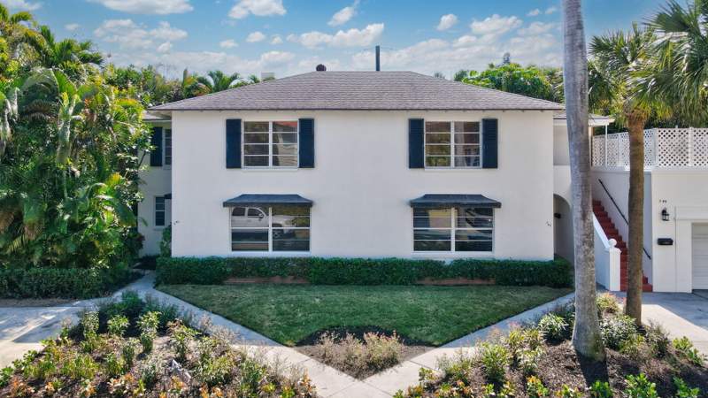 4 bedroom Single Family Residence at 240 Oleander Avenue, Jeanette Court, Palm Beach — photo 4