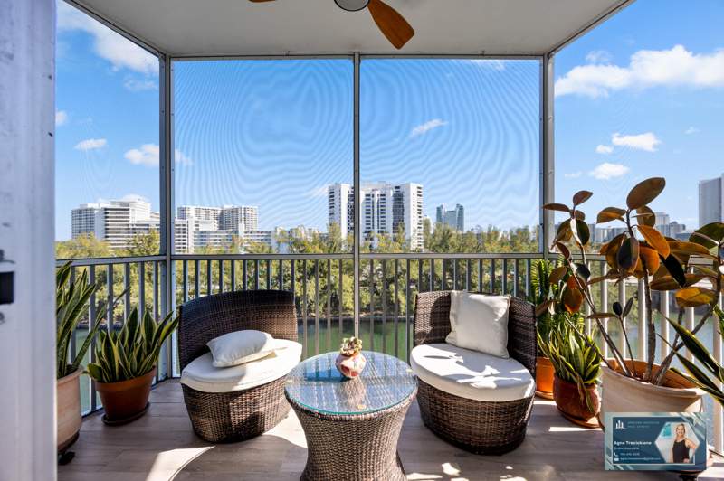 1 bedroom Condominium at 300 Diplomat Parkway #812, Fairways Riviera Condo, Hallandale Beach — photo 2