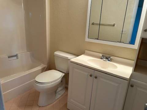 145 Lake Evelyn Drive, West Palm Beach FL - photo 13 of 39
