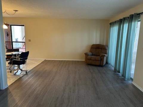145 Lake Evelyn Drive, West Palm Beach FL - photo 7 of 39