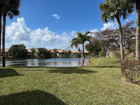 145 Lake Evelyn Drive, West Palm Beach FL - photo 18 of 39