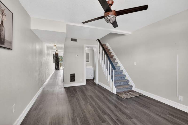 2 bedroom Condominium at 9500 SW 3rd Street #213, Village Green Of Boca Raton Condo, Boca Raton — photo 4