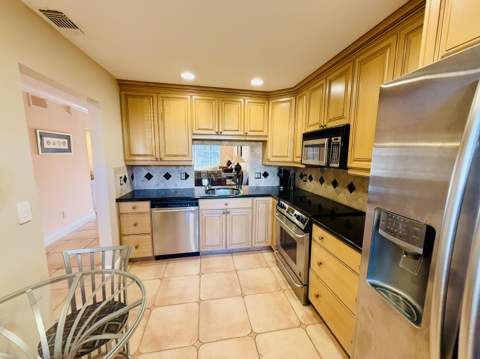 9261 Vista Del Lago #E, Boca Raton FL - photo 10 of 51