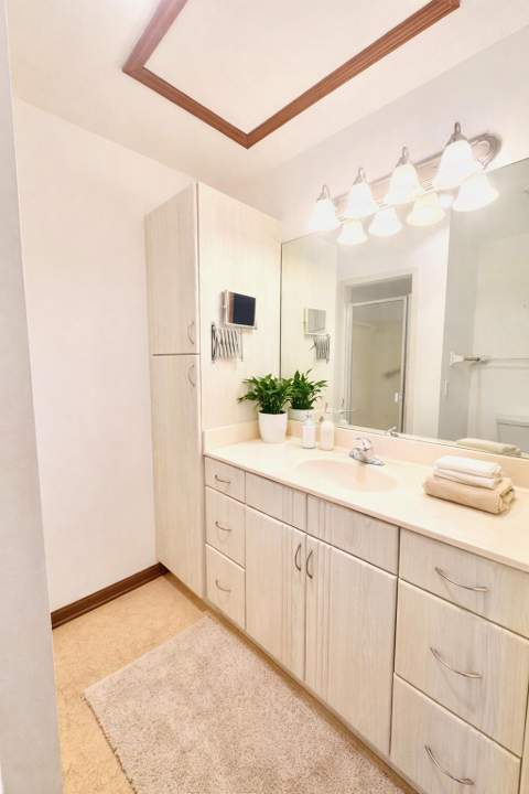 604 SE Castle Court #D, Port St. Lucie FL - photo 6 of 25