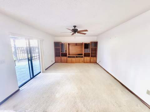 604 SE Castle Court #D, Port St. Lucie FL - photo 11 of 25