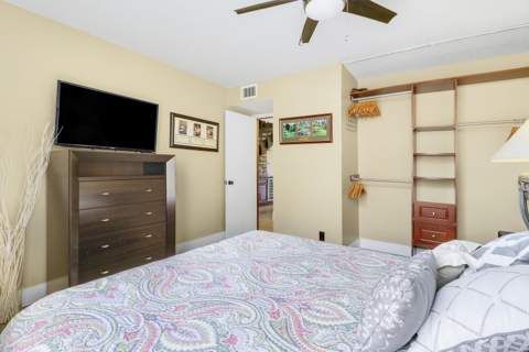 127 Old Meadow Way, Palm Beach Gardens FL - photo 15 of 30