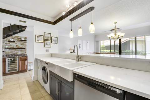 127 Old Meadow Way, Palm Beach Gardens FL - photo 8 of 30
