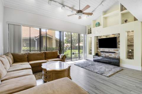 127 Old Meadow Way, Palm Beach Gardens FL - photo 12 of 30