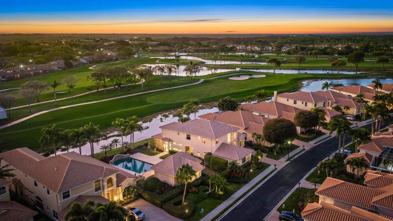 5 bedroom Single Family Residence at 1119 Grand Cay Drive, Grand Cay, Palm Beach Gardens — photo 4