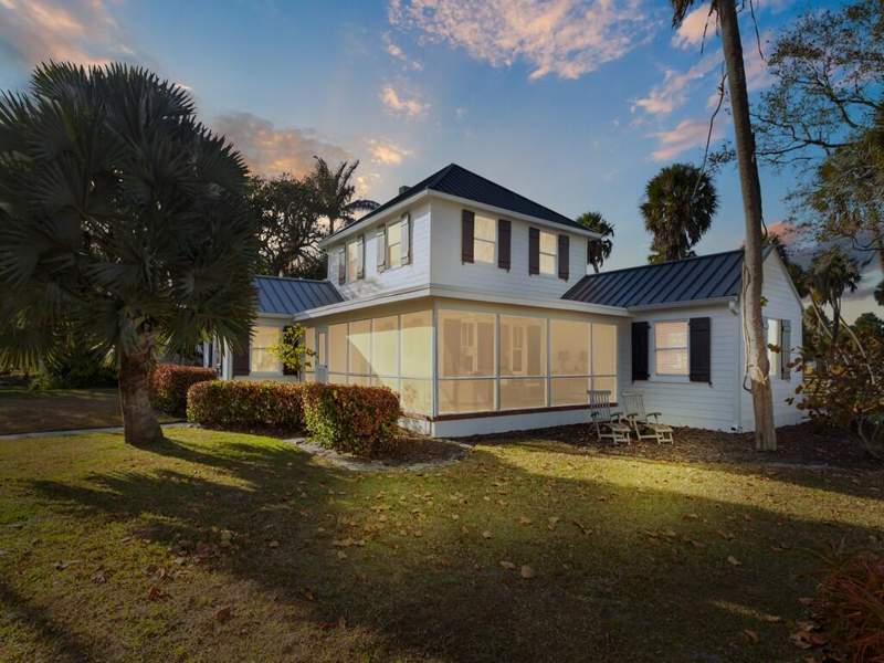 3 bedroom Single Family Residence at 3001 N N Indian River Drive, Saint Lucie Village, Fort Pierce — photo 3