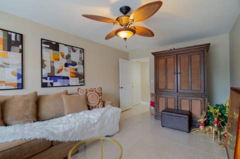 3887 Hamilton Key, West Palm Beach FL - photo 9 of 54