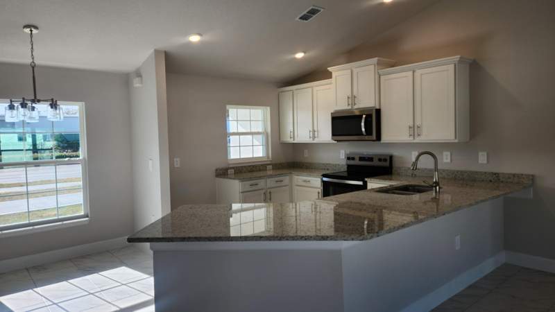3 bedroom Single Family Residence at 2049 SW Bayshore Boulevard, River Park Unit 3, Port St. Lucie — photo 4