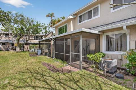2274 Discovery Circle #2274, Deerfield Beach FL - photo 17 of 21