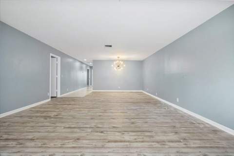 1740 NW 19th Terrace #204, Delray Beach FL - photo 8 of 33