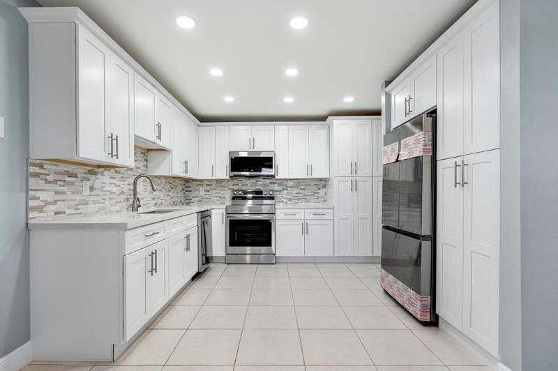 2 bedroom Condominium at 1740 NW 19th Terrace #204, Pines Of Delray North Condo, Delray Beach — photo 3