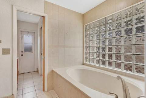 1280 NW 114th Avenue, Coral Springs FL - photo 10 of 14