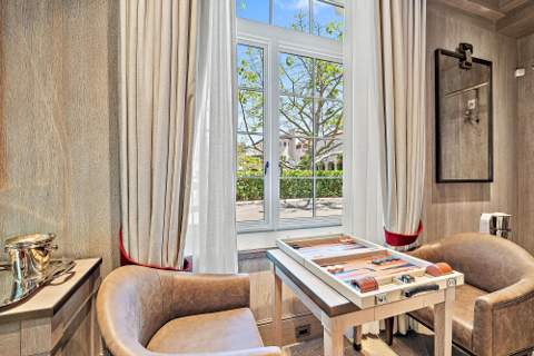236 Phipps Plaza #101, Palm Beach FL - photo 7 of 25