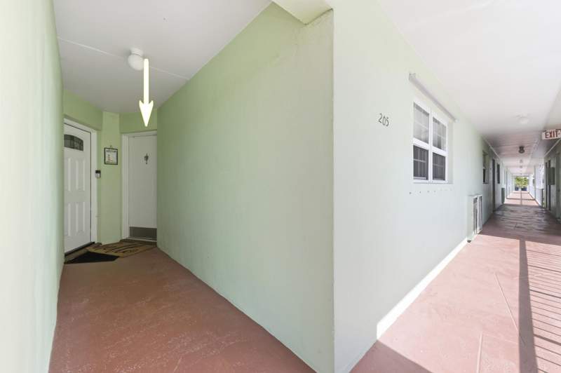 1 bedroom Condominium at 117 Lehane Terrace #205, Hampshire Arms Condo Apts Lt 181 (Less W 8.5 Ft) Al, North Palm Beach — photo 5