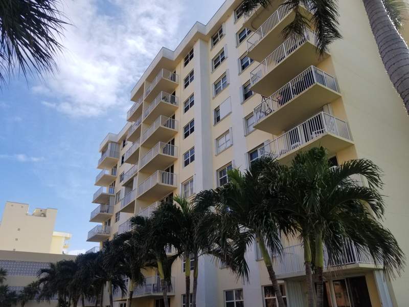 1 bedroom Condominium at 3540 S Ocean Boulevard #114, Le Chateau Royal Condo, South Palm Beach — photo 2