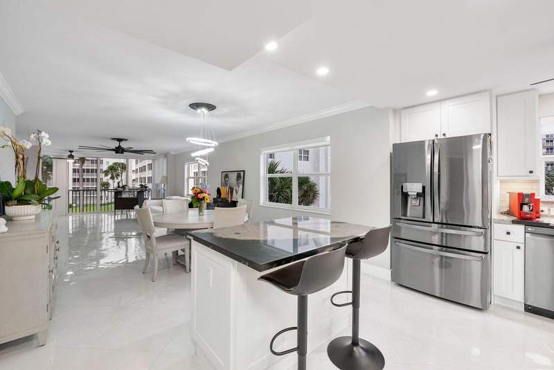 2 bedroom Condominium at 3300 S Ocean Boulevard #317-c, Seagate Of Highland Condo, Highland Beach — photo 4