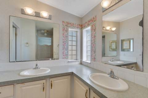 8142 Meadowlark Lane, Port St. Lucie FL - photo 6 of 27