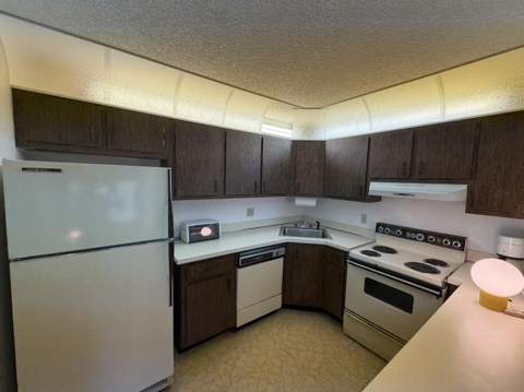 3530 Pine Needle Drive #C-2, Greenacres FL - photo 21 of 43