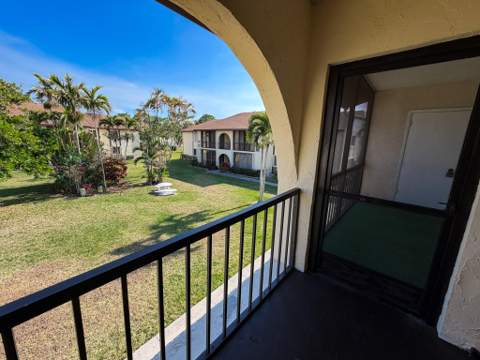 3530 Pine Needle Drive #C-2, Greenacres FL - photo 10 of 43