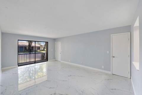 9960 Pineapple Tree Drive #107, Boynton Beach FL - photo 9 of 35
