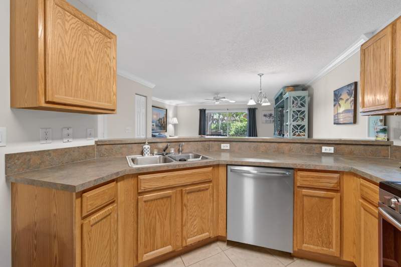 2 bedroom Townhouse at 332 Timberwalk Trail #332, Timberwalk Pud, Jupiter — photo 4
