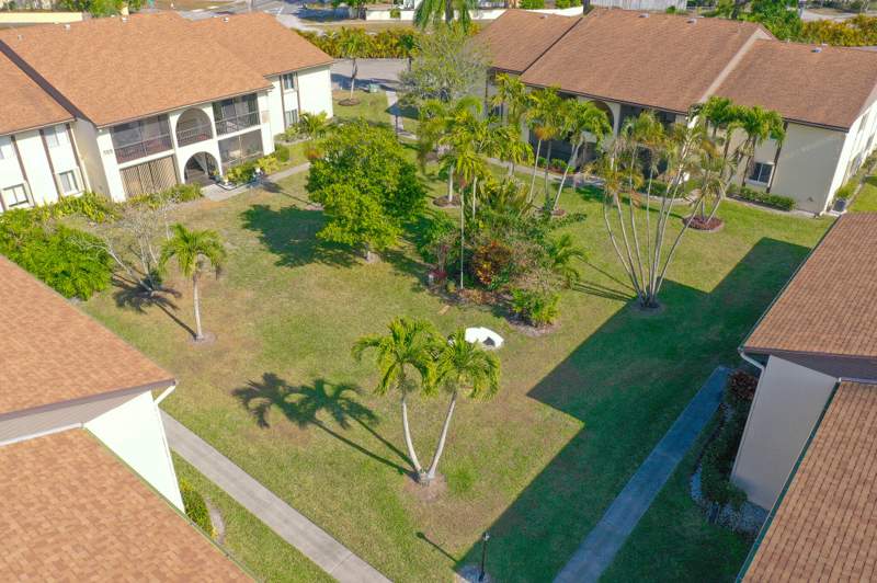 2 bedroom Condominium at 3530 Pine Needle Drive #C-2, Pine Ridge IV Condo, Greenacres — photo 3