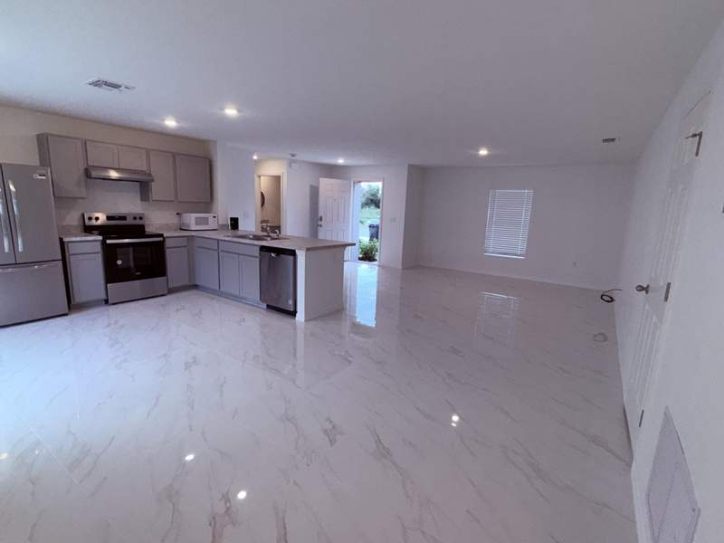 2 bedroom Single Family Residence at 316 SW Becker Road, Port St Lucie Section 34, Port St. Lucie — photo 5