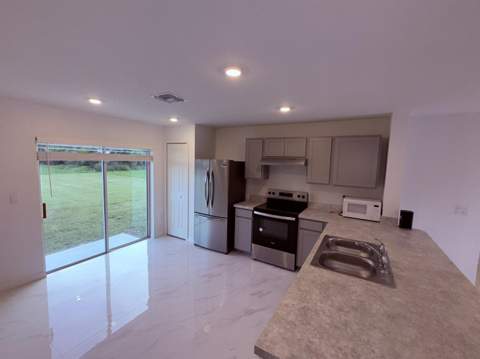 316 SW Becker Road, Port St. Lucie FL - photo 6 of 14