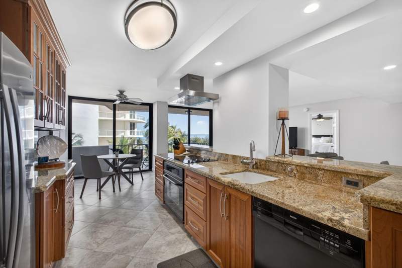 2 bedroom Condominium at 4200 N Ocean Drive #1-406, Cote D Azur, Singer Island — photo 3