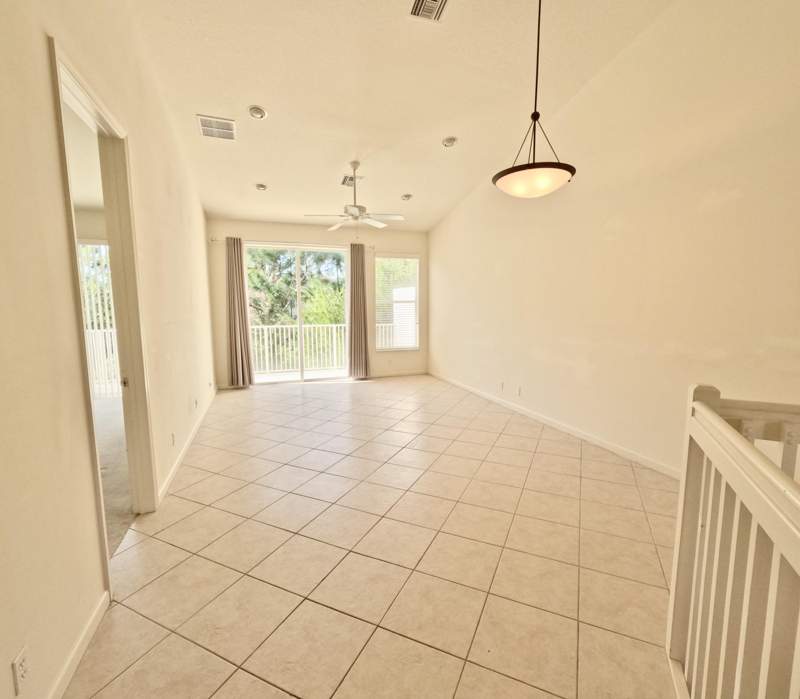 3 bedroom Townhouse at 8125 Carnoustie Place, Pod 20C Pud Ll At The Reserve - Castle Pines, Port St. Lucie — photo 2