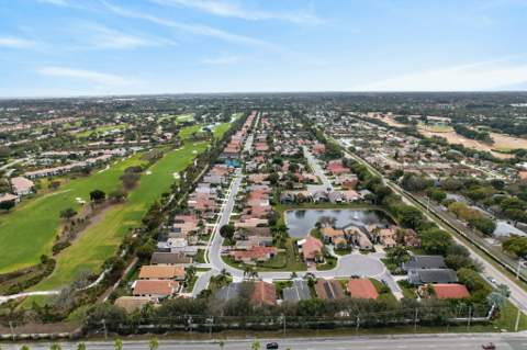 10056 Lexington Circle, Boynton Beach FL - photo 7 of 70