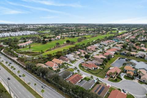 10056 Lexington Circle, Boynton Beach FL - photo 9 of 70