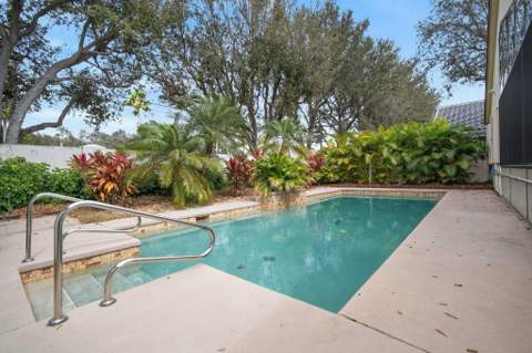10056 Lexington Circle, Boynton Beach FL - photo 24 of 70