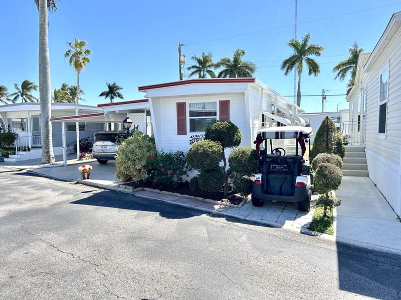 2 bedroom Mobile Home at 3332 Broadway Street, Orangebrook Harbor, Hollywood — photo 2