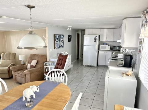 3332 Broadway Street, Hollywood FL - photo 10 of 36