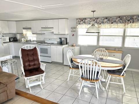 3332 Broadway Street, Hollywood FL - photo 12 of 36