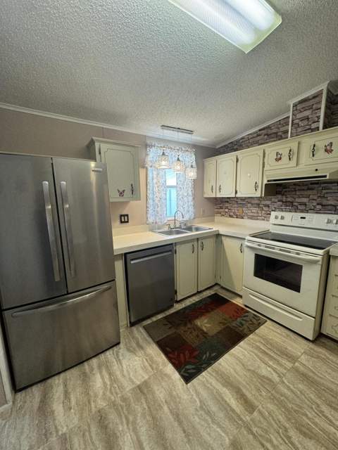 15094 Agulia Avenue, Fort Pierce FL - photo 11 of 36