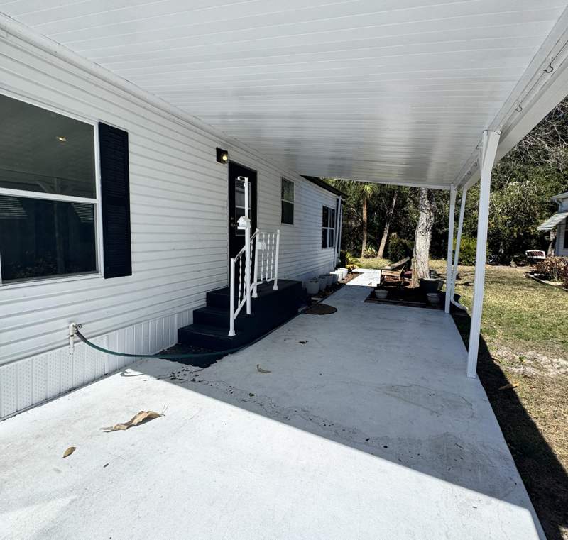 2 bedroom Manufactured Home at 15094 Agulia Avenue, Spanish Lakes Fairways, Fort Pierce — photo 5