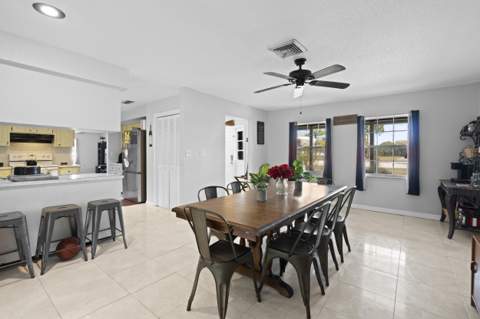 2118 SE Morningside Boulevard, Port St. Lucie FL - photo 8 of 54