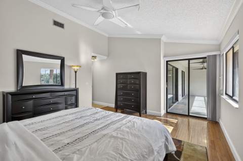 9 Lexington Lane #F, Palm Beach Gardens FL - photo 6 of 27