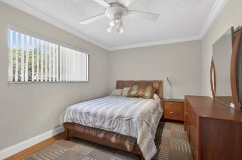 9 Lexington Lane #F, Palm Beach Gardens FL - photo 17 of 27